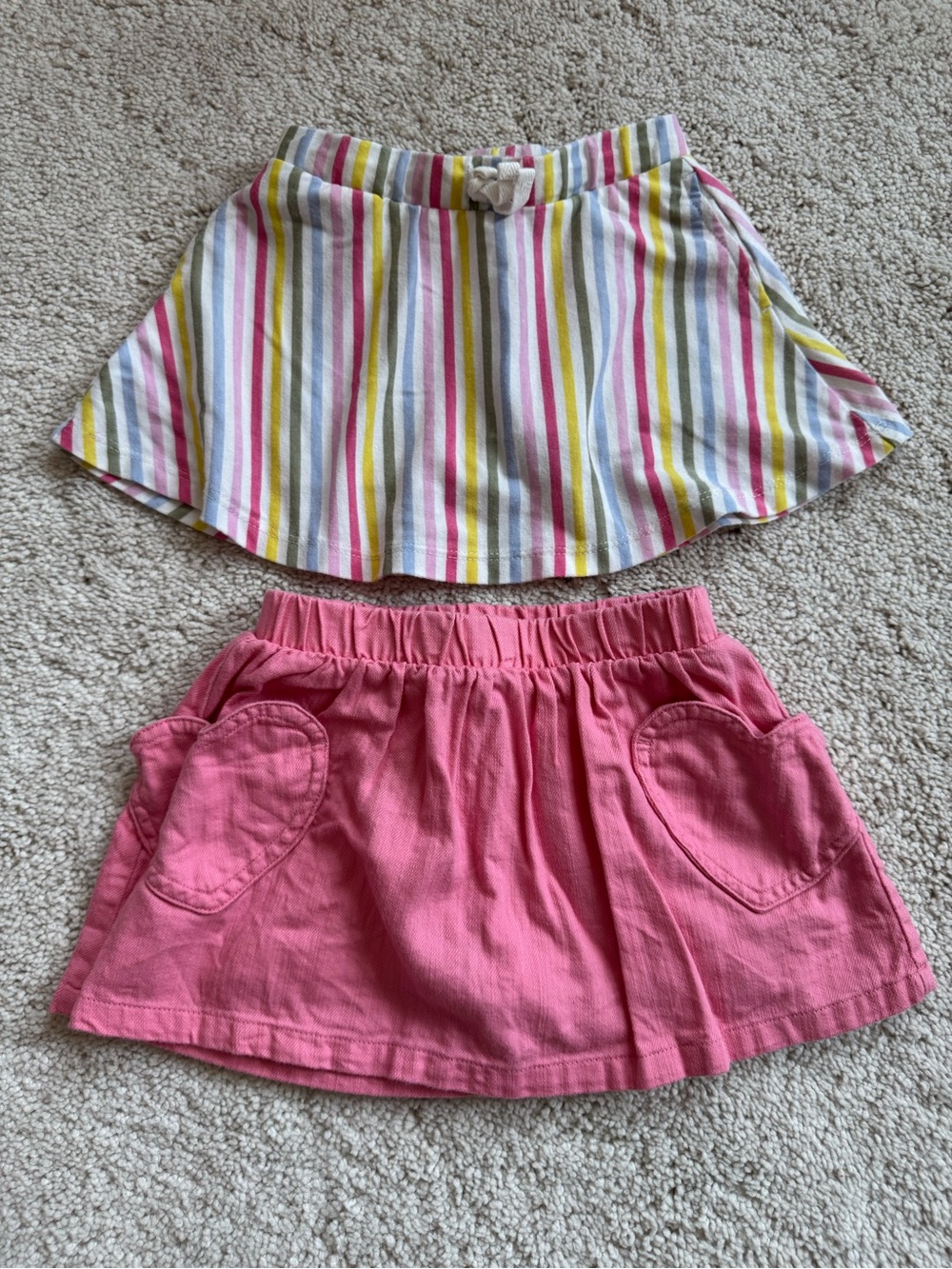 2T Girls Pink Skort with Heart Pockets & Striped Multi-Color Skort Set